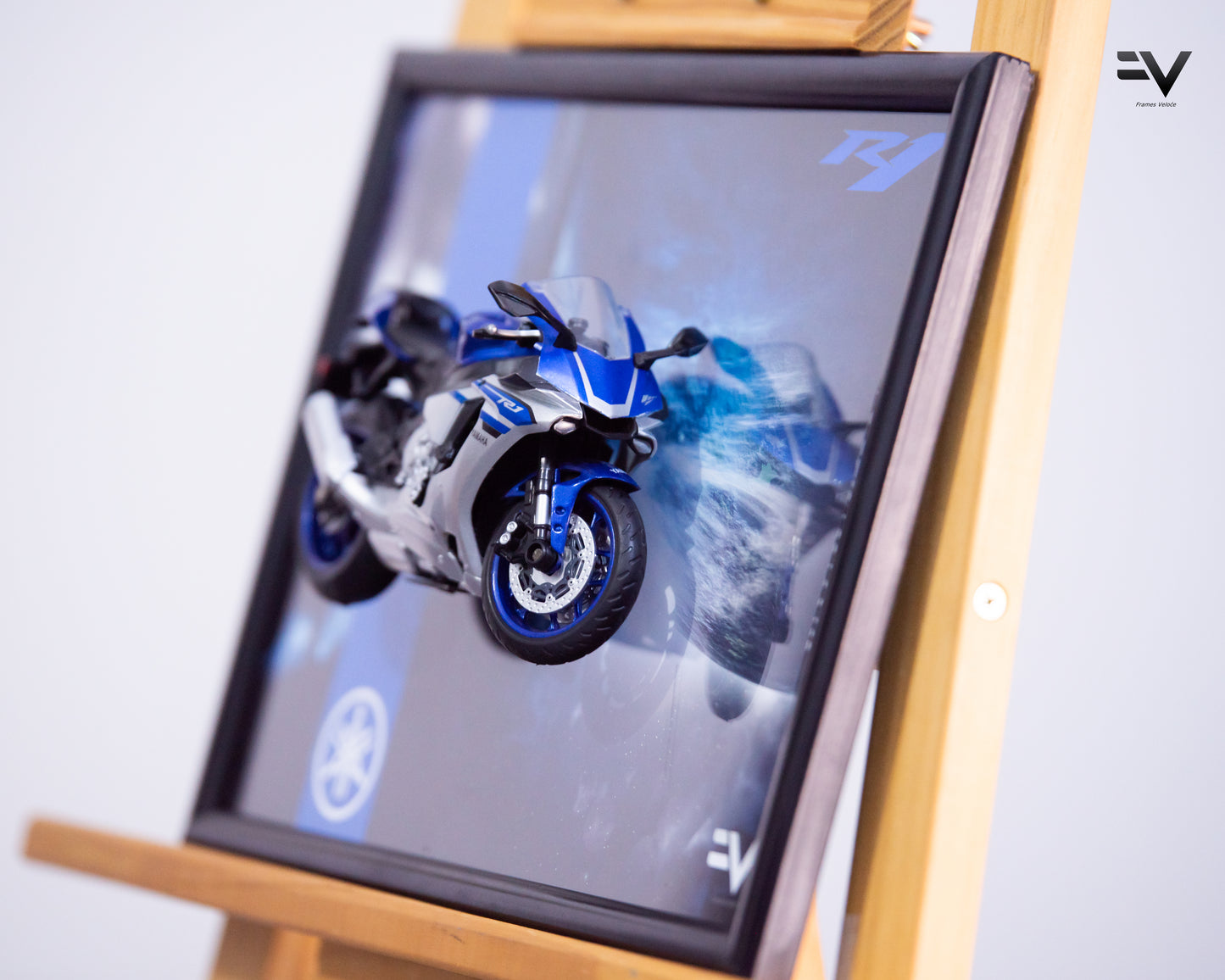 Yamaha YZF-R1 Diecast Frame