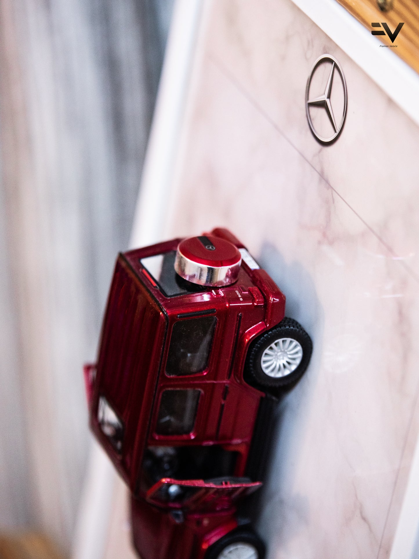 Mercedes-Benz G-Class Official Diecast Frame