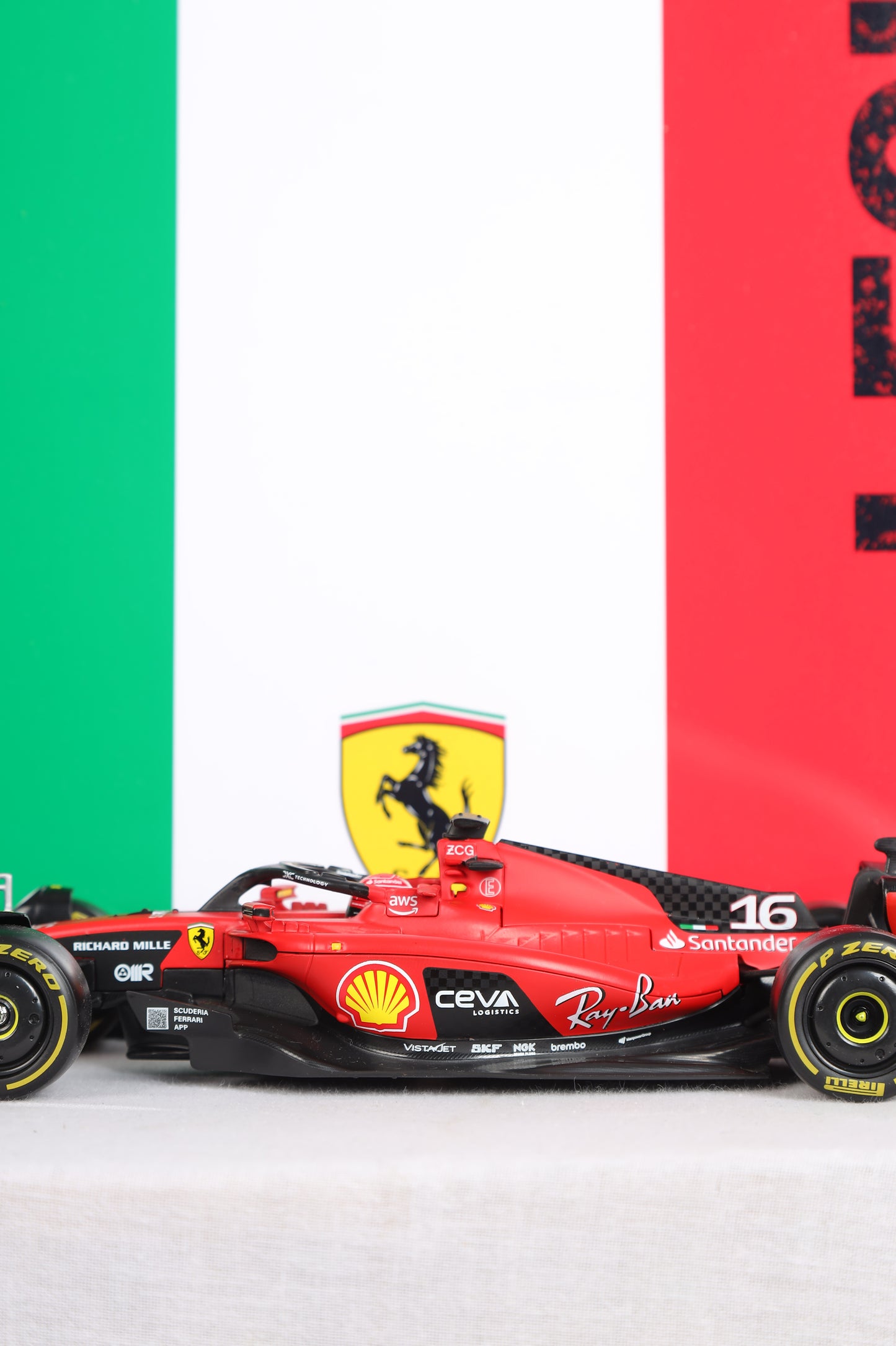 Ferrari F1 Official Licensed Car Diecast Frame