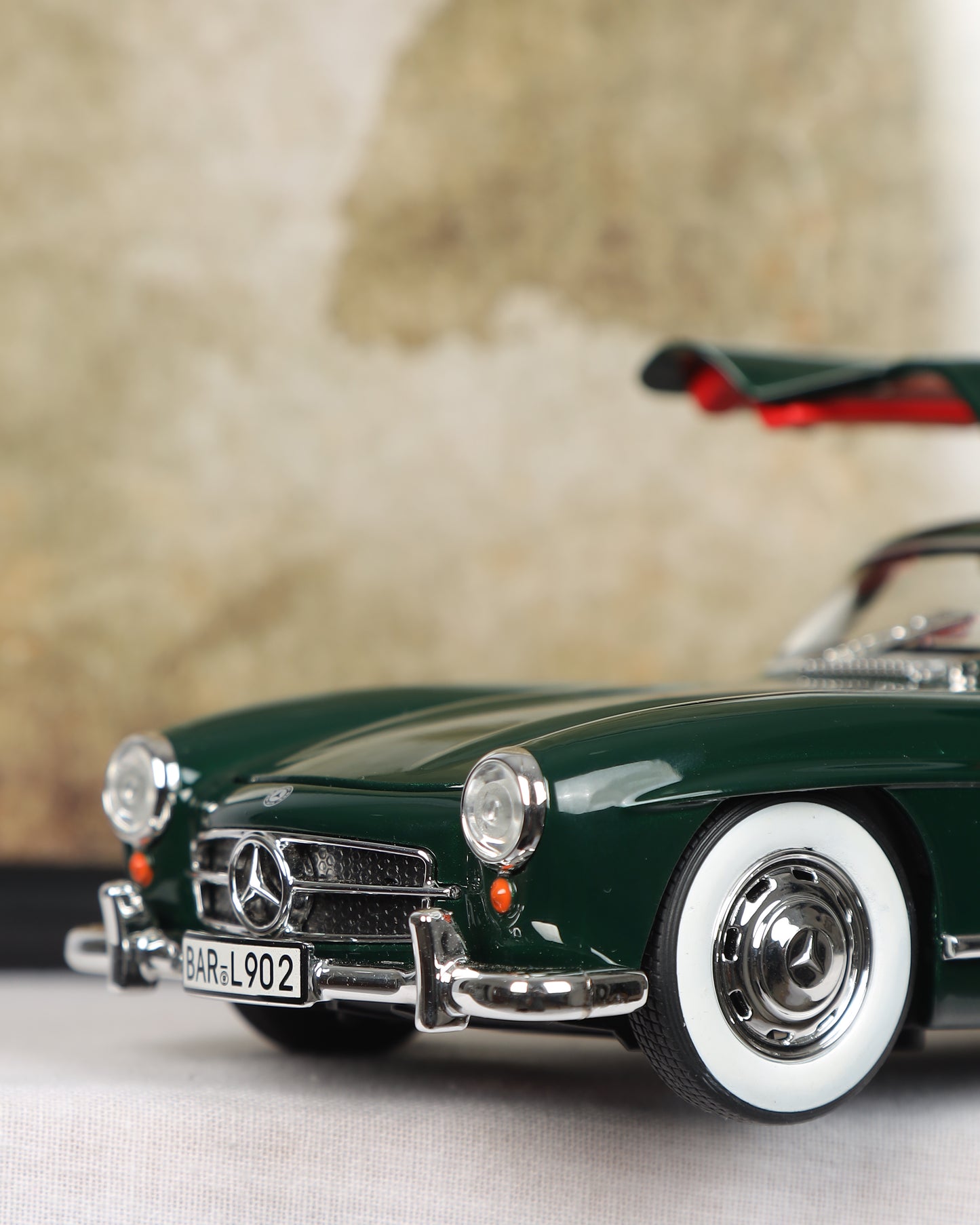 Mercedes Benz 300 SL Gullwing Diecast Frame