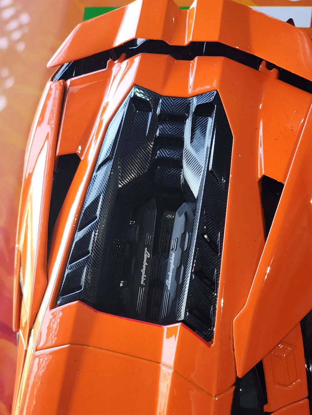 Lamborghini Revuelto Official Diecast Frame