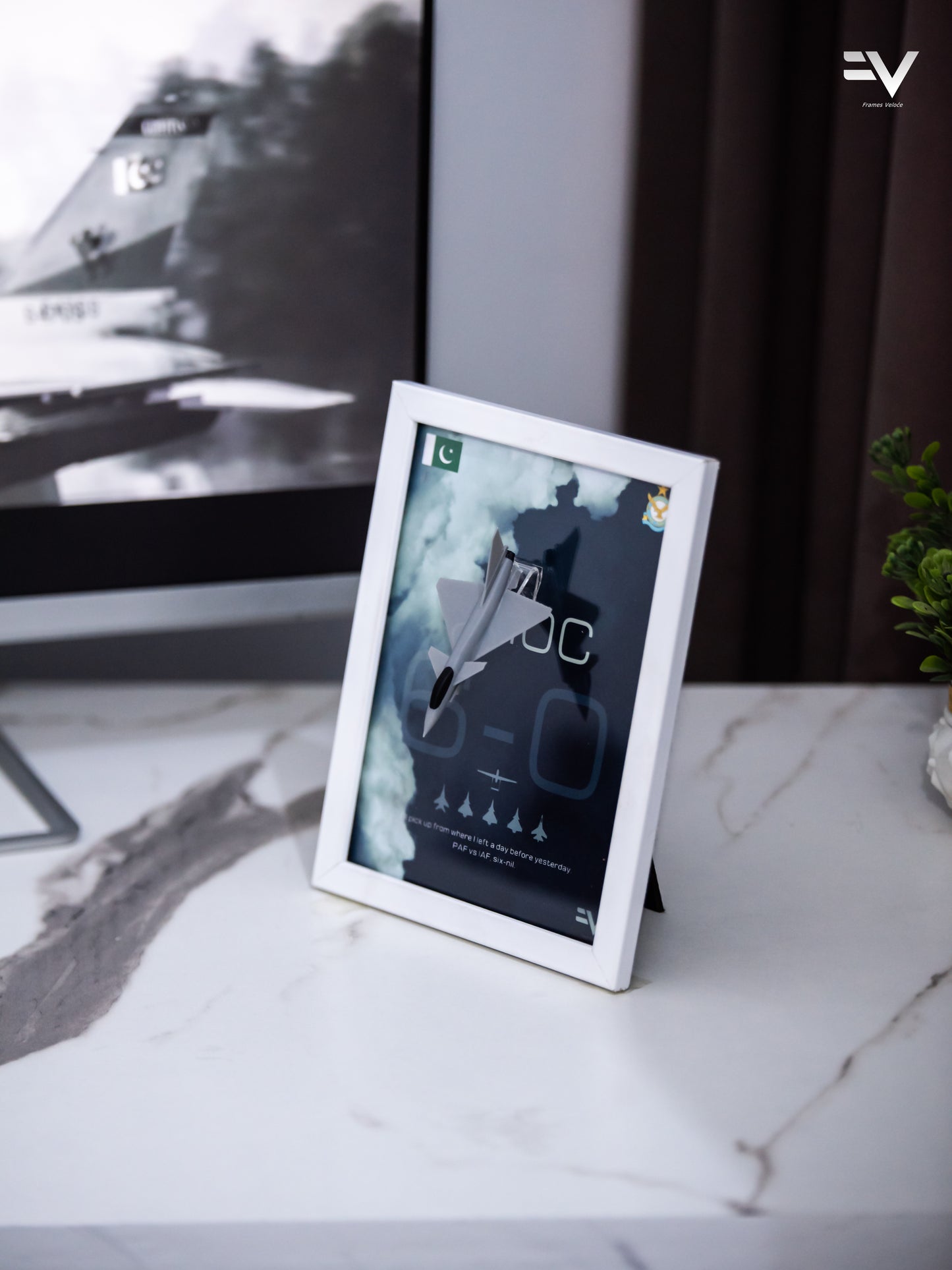 3D-Printed J-10C Desktop Frame